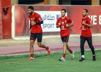 طبيب الاهلى يعلن مدة غياب هشام محمد