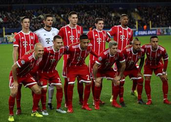 بالفيديو جماهير بايرن ميونخ تهين أندرلخت بالأموال المزيفة