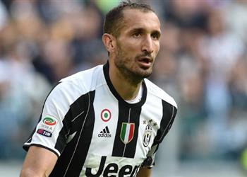 يوفنتوس يفقد كيليني أمام كروتوني