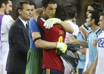 تشافي من العار غياب بوفون عن المونديال