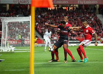 محترفين كوكا بديل ا مع براجا أمام هوفنهايم في الدوري الأوروبي