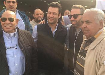 حازم إمام يكشف حقيقة حدوث أزمة مع مرتضى منصور في انتخابات الزمالك