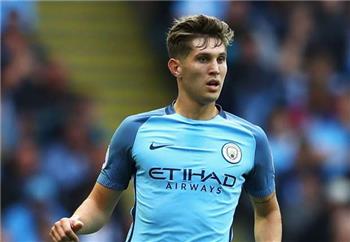 تصريحات جون ستونز ميسي لا يخيفني وبرشلونة ليس مقتصر عليه فقط