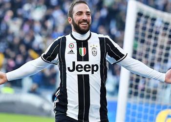 هيجواين يخضع لعملية جراحية في يده