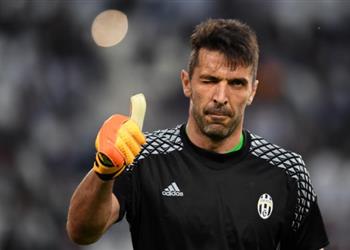 بوفون يكشف قراره حول الاعتزال ورأيه في قيادة جاتوز لميلان