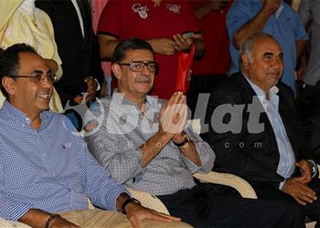 محمود طاهر يرد على اتهامات الإسراف في الدعاية الانتخابية وحقيقة بيع الاهلى