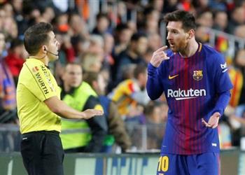 هل هدف ميسي في شباك فالنسيا صحيح ا رئيس الليجا يجيب