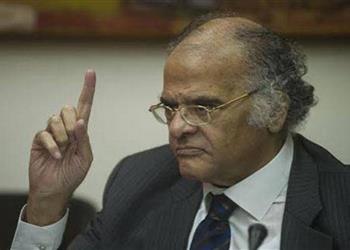 ممدوح عباس نيبوشا جاهل والأهلي سيتفوق على الزمالك بفارق 10 نقاط