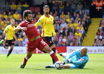 محترفين هدف صلاح يدخله تاريخ ليفربول