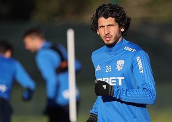 أحمد حجازي يثير القلق داخل وست بروميتش