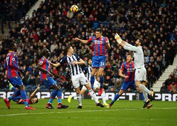 أحمد حجازي يشارك في تعادل وست بروميتش أمام كريستال بالاس