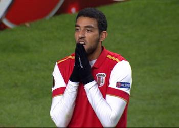 بالفيديو الحكم يلغي هدف ا رائع ا لـ أحمد كوكا أمام باسوش فيريرا في الدوري البرتغالي