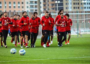 خاص صانع ألعاب الأهلي يدرس الرحيل مجان ا