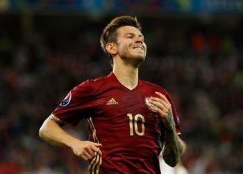 ريال مدريد يخطط للتعاقد مع مهاجم روسي