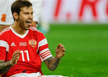 ريال مدريد يفاجئ لاعب سندرلاند برسالة ووالده يرد