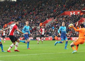 فينجر ي شيد بالروح القتالية للاعبيه