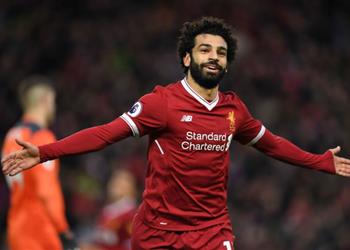 صورة تعبيرات وجه مدافع إيفرتون على هدف محمد صلاح