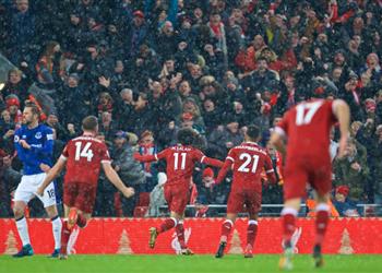 ظهير ليفربول نحن بحاجة لاستمرار محمد صلاح الجميع يخشاه