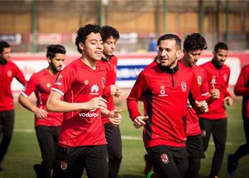 فحص طبي لـ معلول لتحديد موعد عودته لتدريبات الأهلي