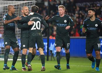 جوارديولا يقود مانشستر سيتي لدخول تاريخ الدوري الإنجليزي