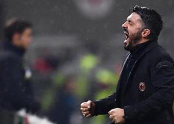 جاتوزو يتخذ صف لاعبه أمام هجوم الجماهير