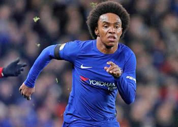 ويليان يوضح موقفه من عرض مانشستر يونايتد