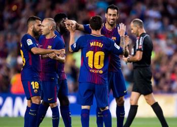 روما وإشبيلية يتنافسان على ضم لاعب برشلونة