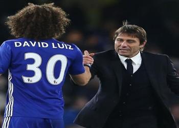 يوفنتوس ينافس مانشستر يونايتد على مدافع تشيلسي