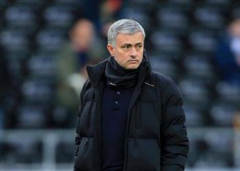 مورينيو يستهدف صفقة من برشلونة