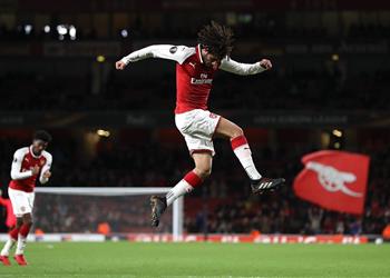 محمد النني يعود في التشكيل الأساسي لمواجهة أرسنال ووست هام