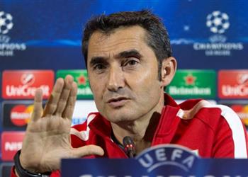 برشلونة يبحث عن بديل بعد تعقد صفقة الموسم