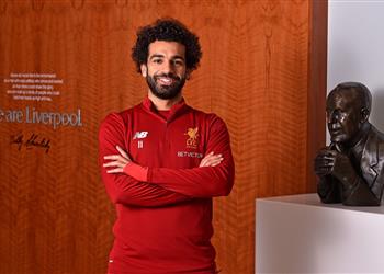 صورة محمد صلاح ينهي حيرة مشجع ليفربول