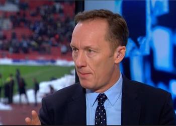 لاعب آرسنال السابق يتحدث عن طريقة إيقاف خطورة محمد صلاح