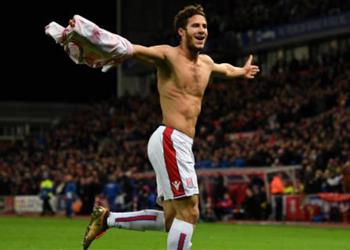 فيديو كيف علقت الصحافة الإنجليزية على أول أهداف رمضان صبحي في البريمرليج