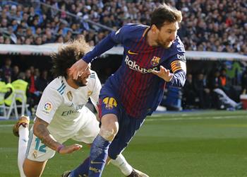 صور نجم ريال مدريد السابق يحتفل بفوز برشلونة في الكلاسيكو