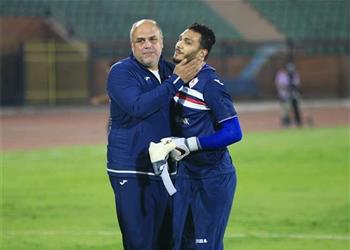 مدرب الزمالك يزف بشرى سارة لحارس الفريق قبل مواجهة المقاولون
