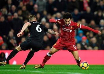 فيديو محمد صلاح يصنع هدفين وليفربول يكتسح سوانزي سيتي بخماسية