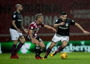 أحمد المحمدي يشارك في سقوط أستون فيلا أمام برينتفورد بالشامبيونشيب