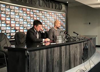 جوارديولا يرشح برشلونة للفوز بدوري أبطال أوروبا