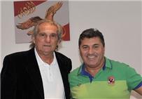 تقرير حكاية 23 مدربا اجنبيا مع الاهلي