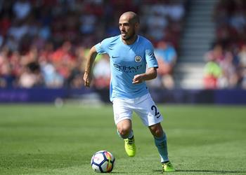 جوارديولا يكشف سر غياب ديفيد سيلفا عن مباريات السيتي