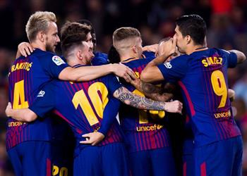 مدافع برشلونة لست لاعبا من زجاج