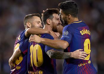 أكسبريس 10 نجوم على طاولة برشلونة