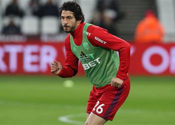 وست بروميتش يتغزل في أحمد حجازي قبل مواجهة وست هام