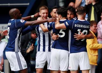 مانشستر سيتي يصر على ضم مدافع وست بروميتش