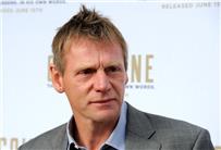 مدافع مانشستر سيتي الأسبق يحث آرسنال بالتعاقد مع توريه