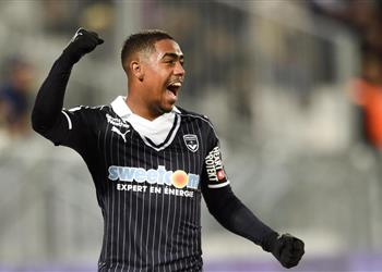 بوروسيا دورتموند يدخل في منافسة إنجليزية على ضم نجم بوردو