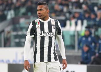 يوفنتوس يحسم موقفه تجاه أليكس ساندرو