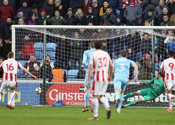 ستوك سيتي يودع كأس الإتحاد الإنجليزي بمشاركة لرمضان صبحي