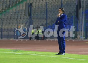 بعد إقالته من تدريب الزمالك الفيصلي يعلن عودة نيبوشا